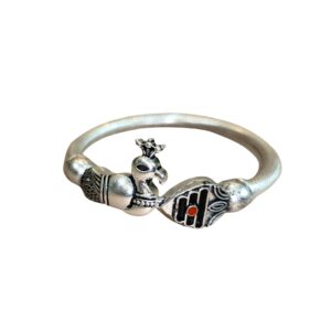 Vel Mayil Kappu Kada – Silver-Coated